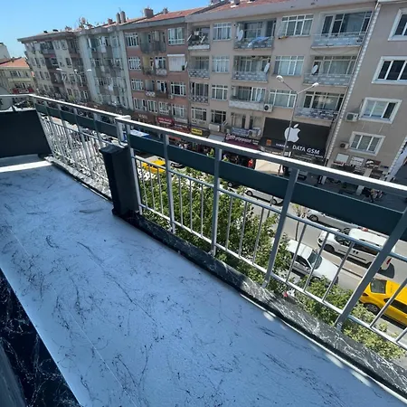 Centre & Tourism * צ'נקלה