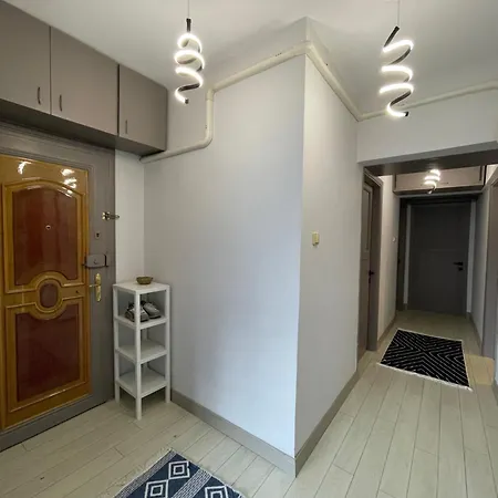 Centre & Tourism * צ'נקלה