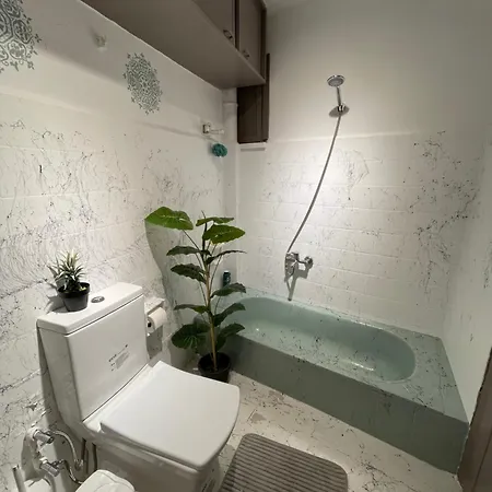 Apartment Centre & Tourism *