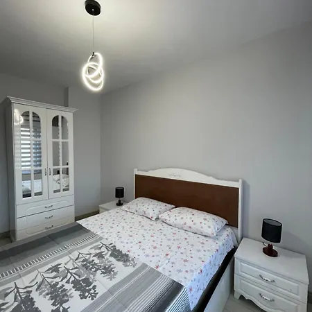 Apartment Centre & Tourism